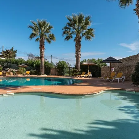 شقة Lovelystay - Relaxing Duplex House With Pool *